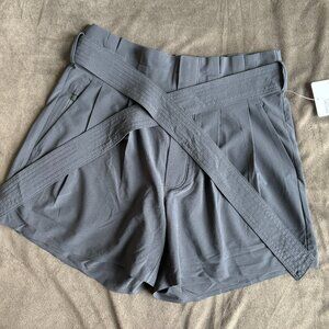 [NEW] Athleta Women's Skyline Short II Black